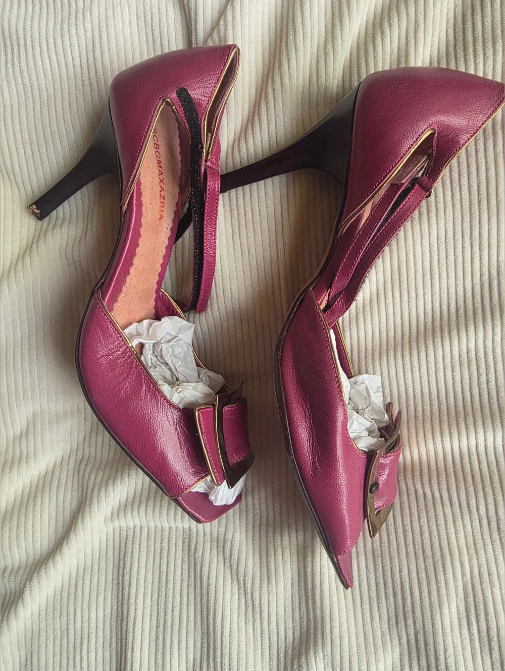 BCBG Maxazria Vintage Bow Leather Heel sandals Size 8 Lilac New